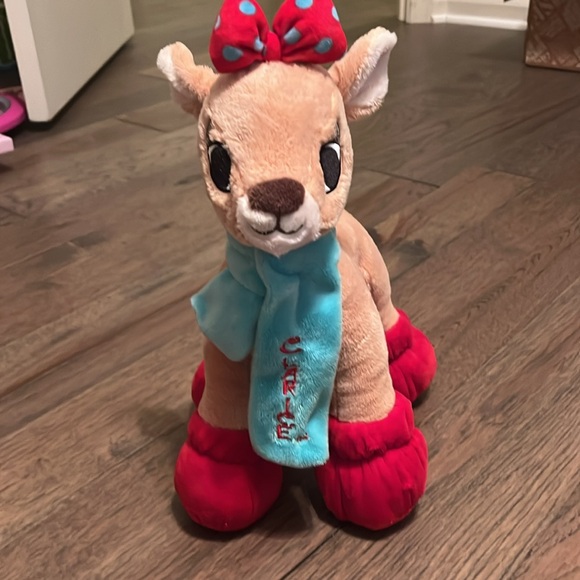 Clarice from Rudolph the Red-Nosed Reindeer Plush Stuffed Animal - Picture 5 of 10